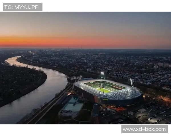 足球明星虚拟操控视频揭秘如何在虚拟世界中体验真实球场激情与技巧