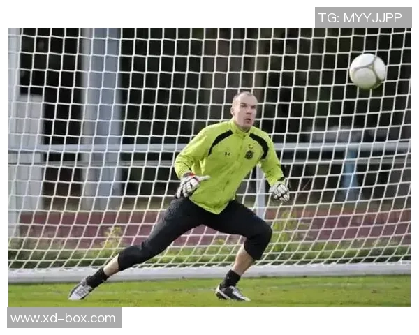 足球明星独特捏脚姿势揭秘助力他们在赛场上的表现与魅力